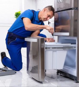 Instalação de eletrodomésticos na mudança: quando chamar ajuda profissional